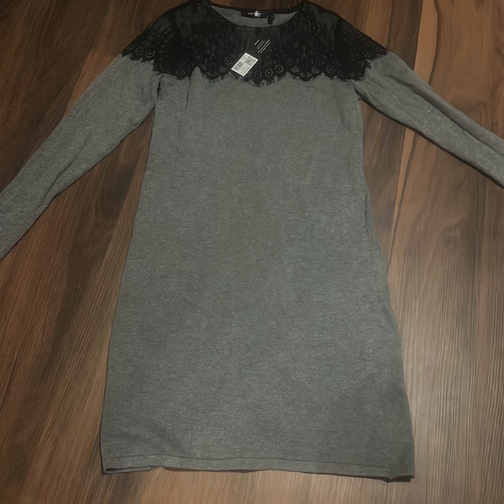 Daisy Fuentes sweater dress with lace - Picture 3 of 10